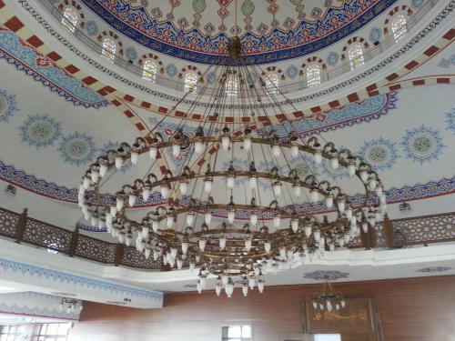 yozgat erdagan akdag ünüversitesi cami